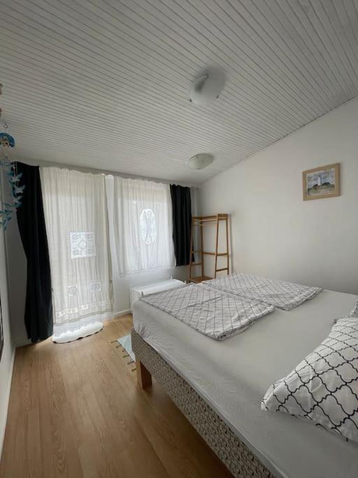 Sunrise Seaview Apartment Fiesa Piran Exterior foto